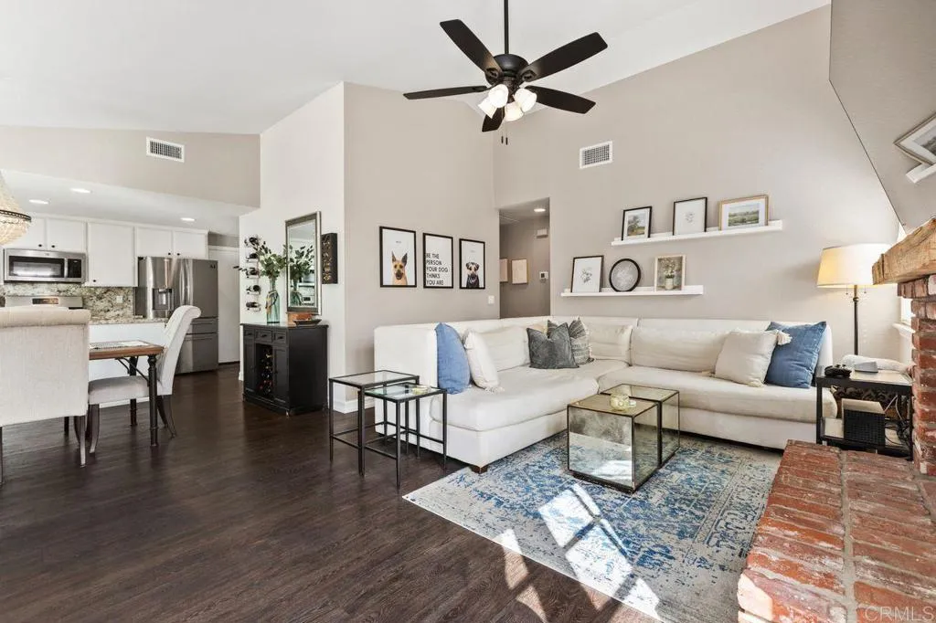 https://cdn.realtyfeed.com/cdn/127/306556025/ec6f96cc444f9629bea4c912cba9f163.webp