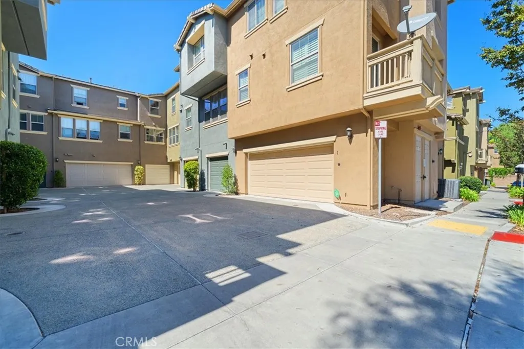 https://cdn.realtyfeed.com/cdn/127/306556062/3419ecdc0d9d70a45b8afa76d0f88834.webp
