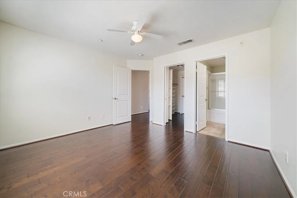 https://cdn.realtyfeed.com/cdn/127/306556062/a8a77929a5ac2aa2ce7092dc14387dff.webp
