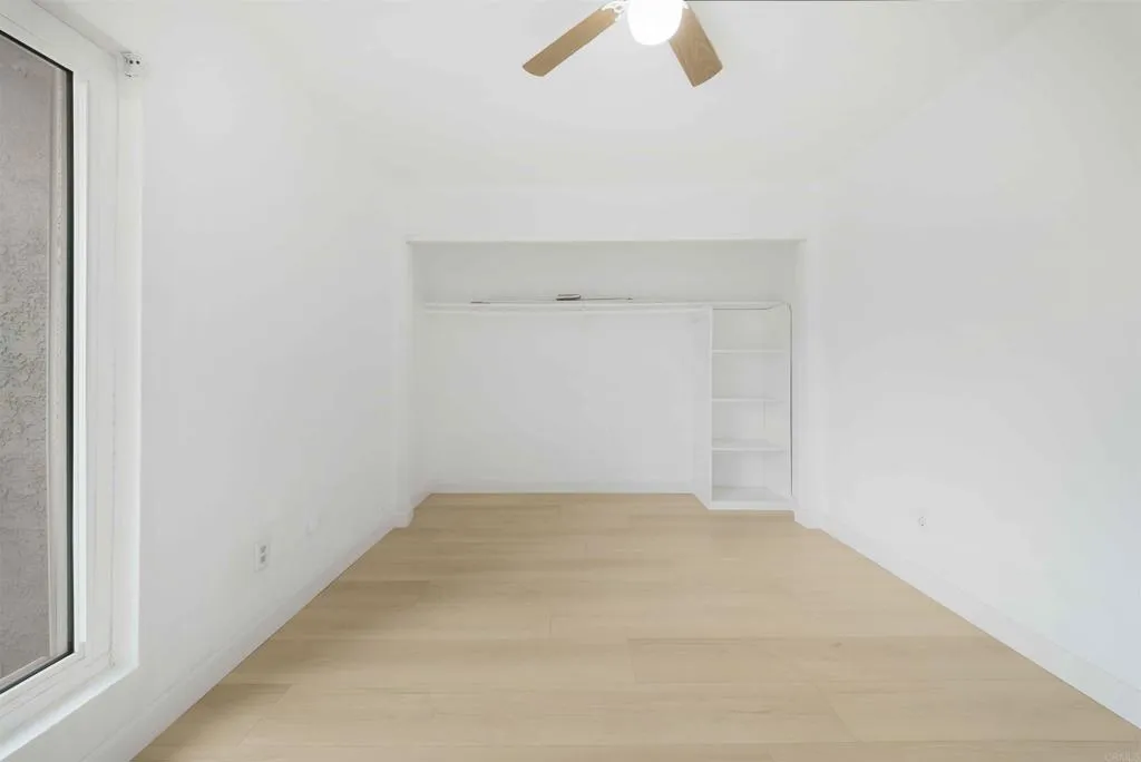 https://cdn.realtyfeed.com/cdn/127/306556071/2752fdacc2de83adce8249dc46288993.webp