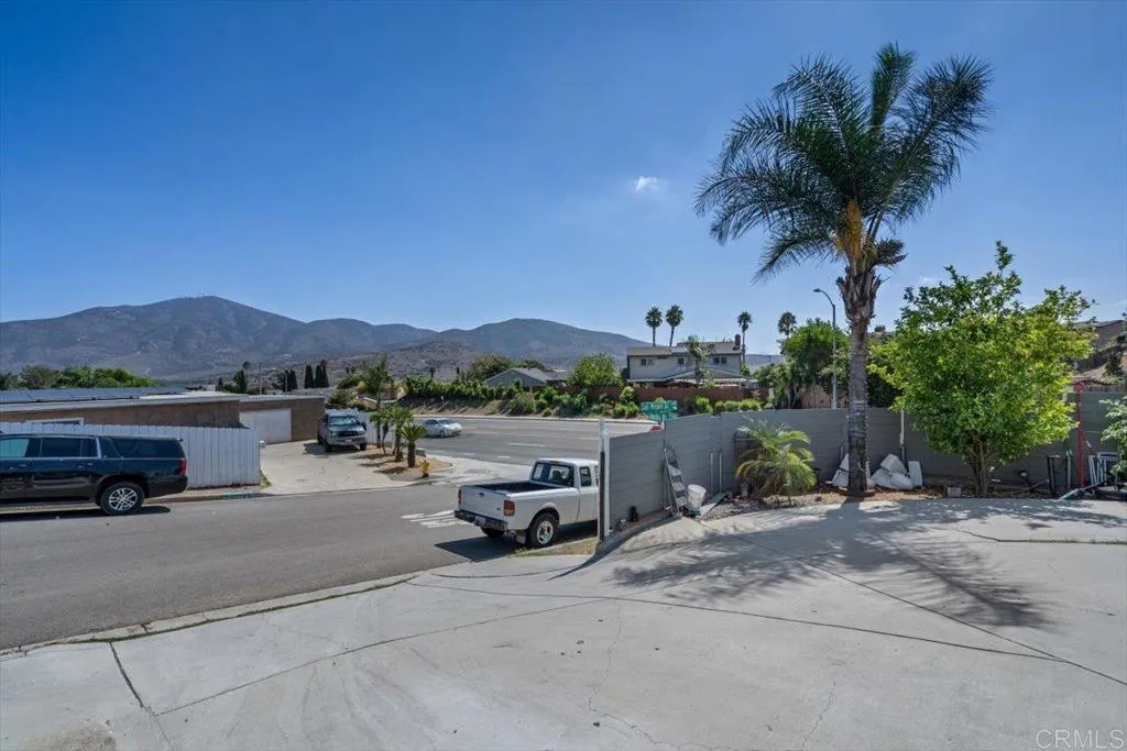 https://cdn.realtyfeed.com/cdn/127/306556108/a94474e52011ba8fa3ecc597bd2d7d6e.webp