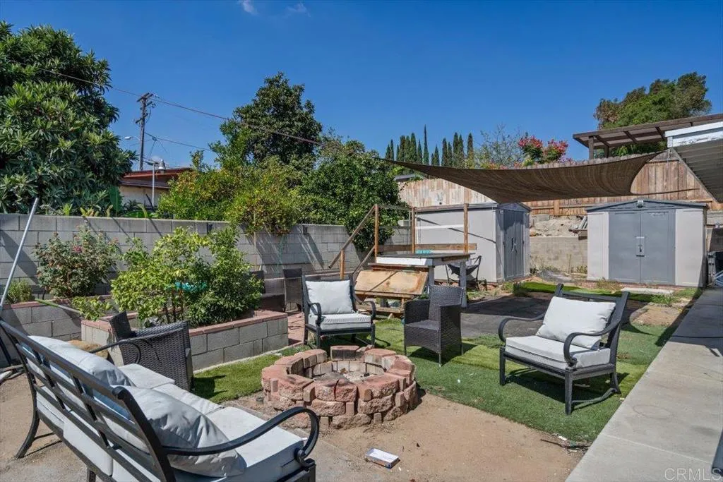 https://cdn.realtyfeed.com/cdn/127/306556108/abecbd642e1fb9ee8187ea3adeb0f4a5.webp