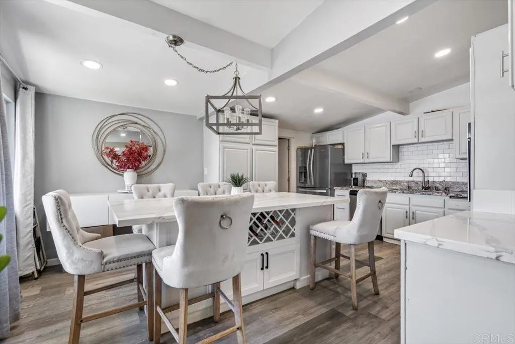 https://cdn.realtyfeed.com/cdn/127/306556108/ea9d70e39fac9f76b9613df6e6264bc5.webp