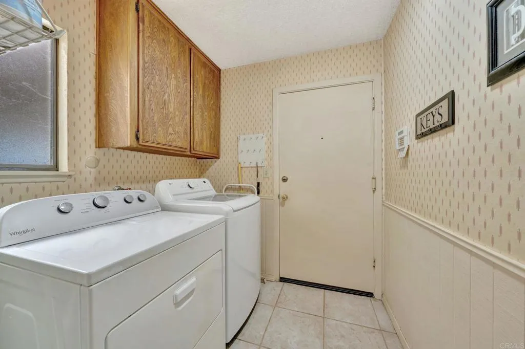 https://cdn.realtyfeed.com/cdn/127/306556109/3f3993e1af3be379a0903c9d5705f7b7.webp