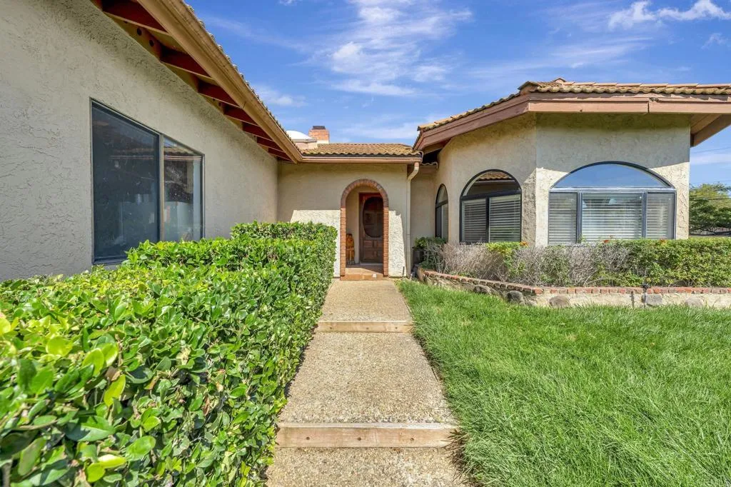 https://cdn.realtyfeed.com/cdn/127/306556109/fd11fd1e6f92eb8ed815fa26084a3ec1.webp