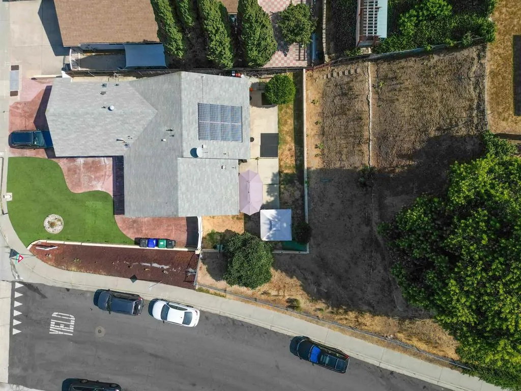 https://cdn.realtyfeed.com/cdn/127/306556144/42764e3eade00331af44f5993d23c58d.webp