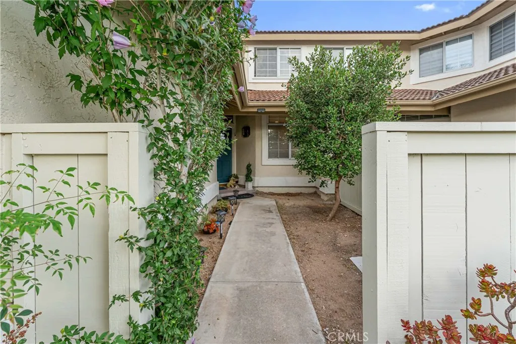 https://cdn.realtyfeed.com/cdn/127/306556214/5c04ef575d3f300aafcaafe9ac8fb1fb.webp