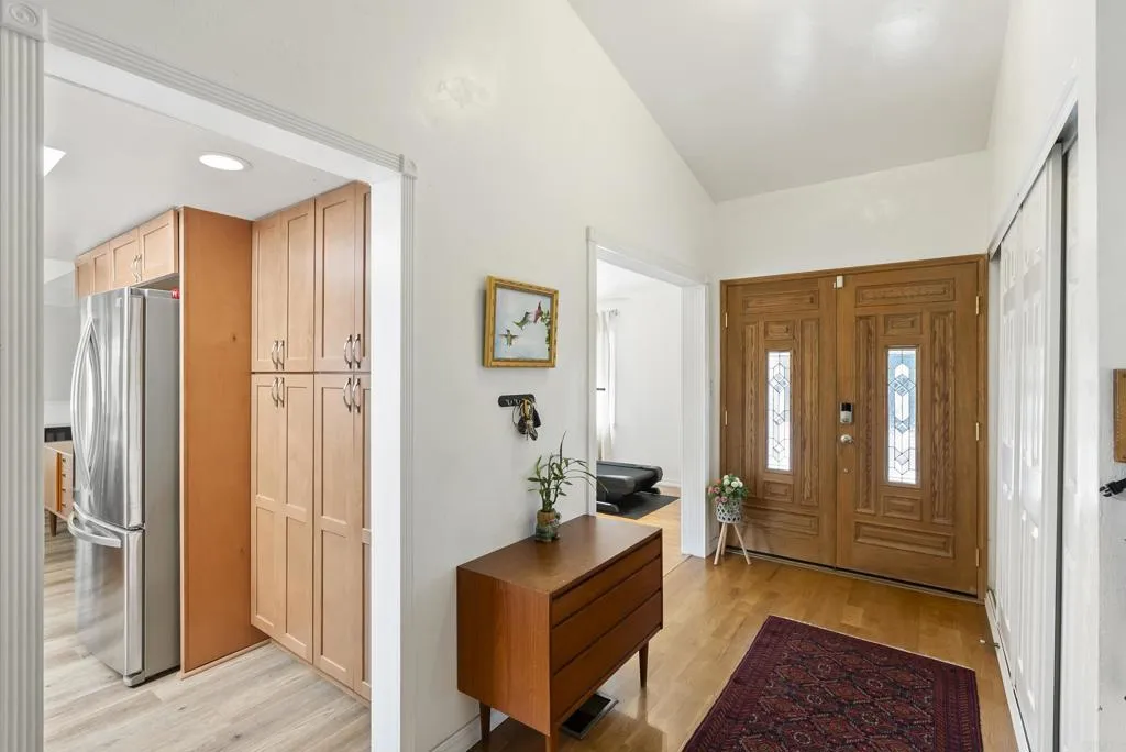 https://cdn.realtyfeed.com/cdn/127/306556218/04064df40b9b6a8f40b9ea25d334261e.webp