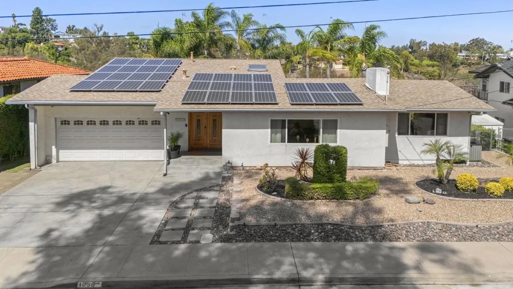 https://cdn.realtyfeed.com/cdn/127/306556218/32a59e9468a579edbd38f8a067ee5e84.webp