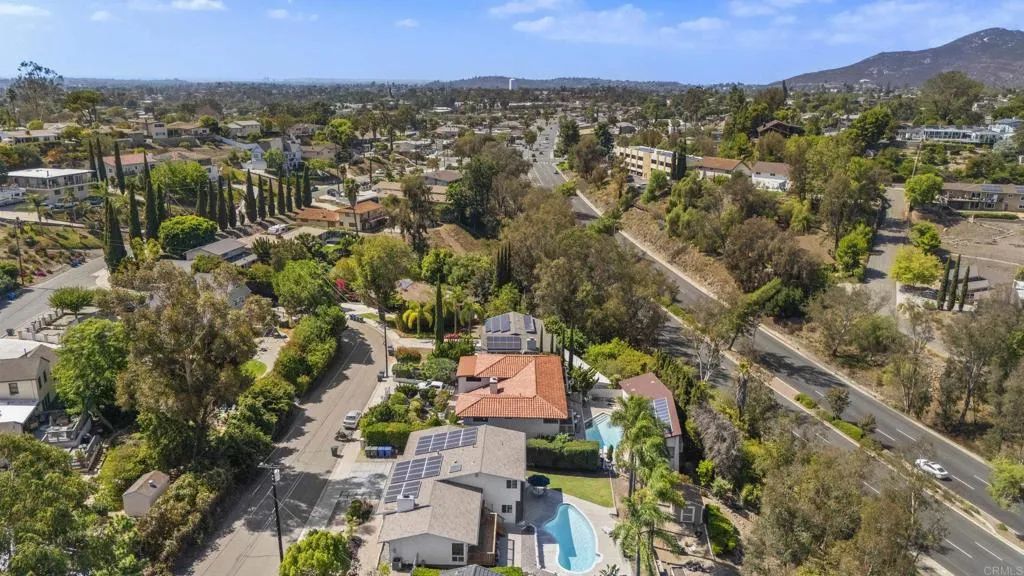 https://cdn.realtyfeed.com/cdn/127/306556218/bb1d078c0573c5826c1bfd2a34d1dbef.webp