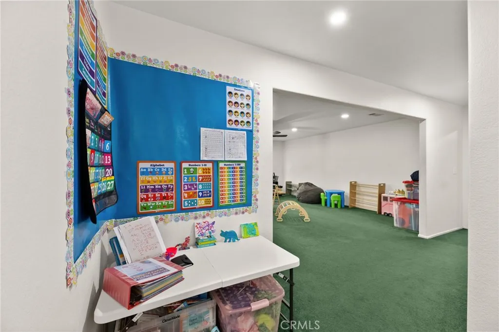 https://cdn.realtyfeed.com/cdn/127/306556284/e6ecb95b9283f16309f0e9b7c7c934da.webp