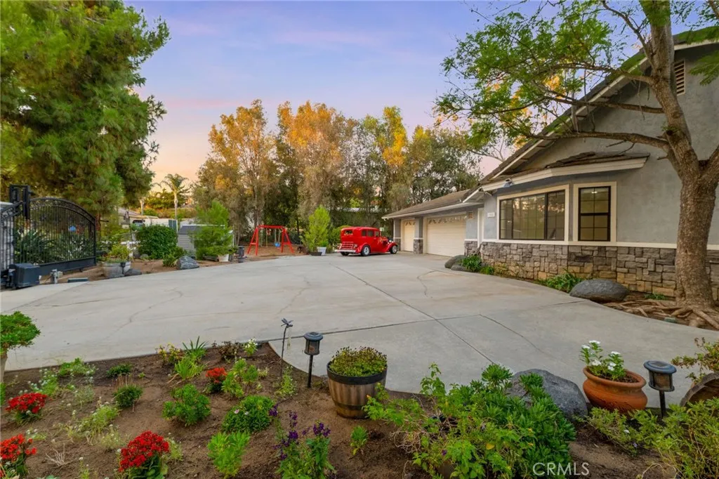 https://cdn.realtyfeed.com/cdn/127/306556284/f40d5b57b39b076e3d5a13eee9deb64a.webp