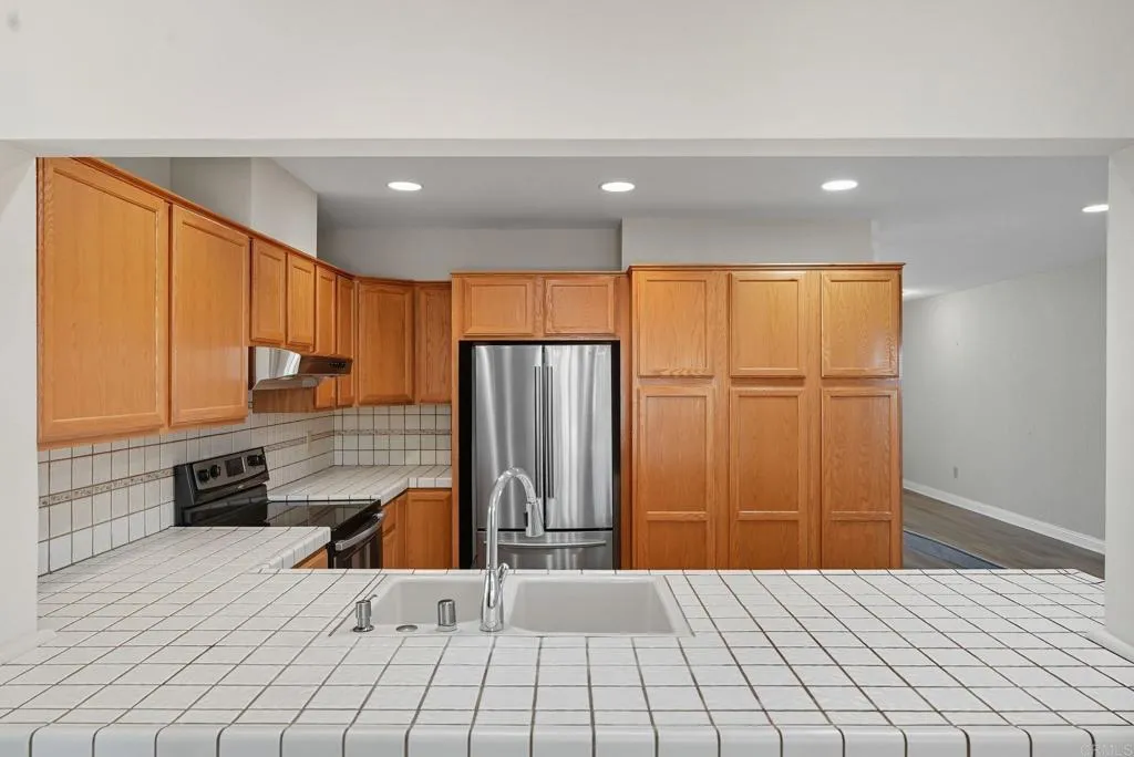 https://cdn.realtyfeed.com/cdn/127/306556299/3147f29ecc21b1cc03e9ec219960636e.webp