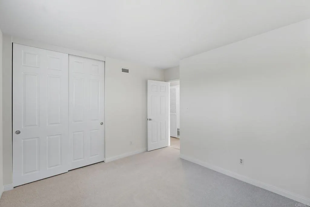 https://cdn.realtyfeed.com/cdn/127/306556299/4f23da20070745b22c7ced7ac6191b96.webp