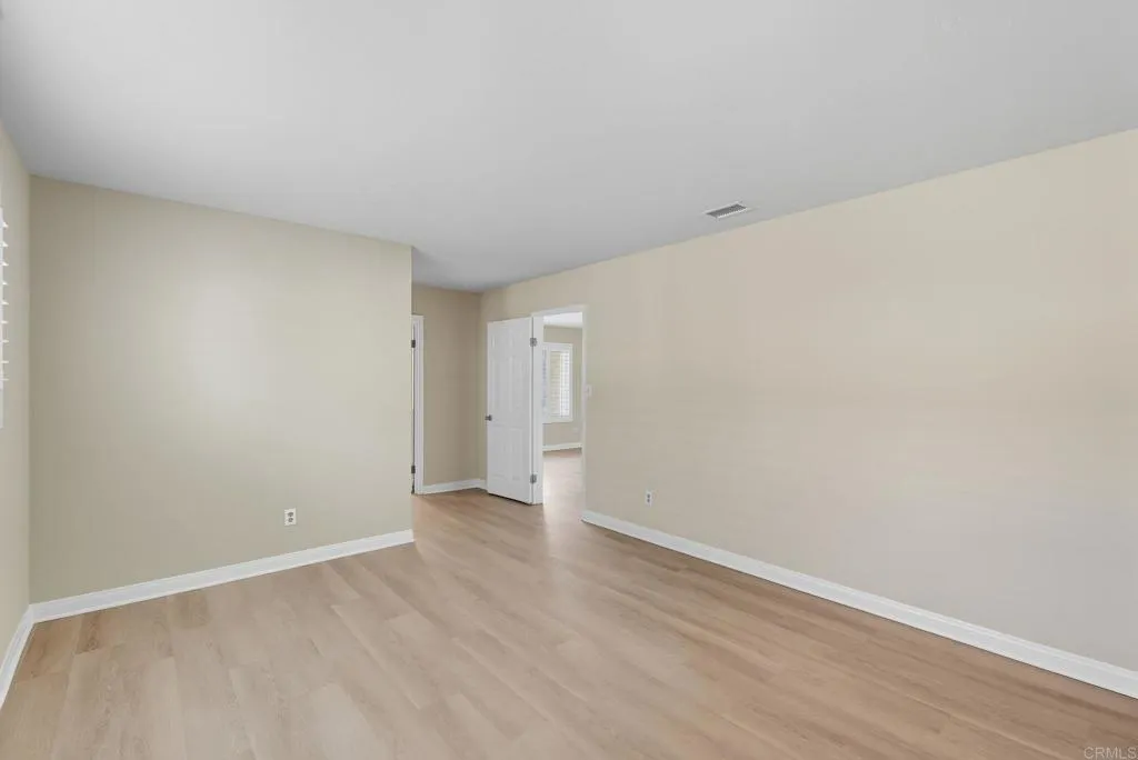 https://cdn.realtyfeed.com/cdn/127/306556299/ad9e9b120a9c5a31fc92122ddbb1ca25.webp