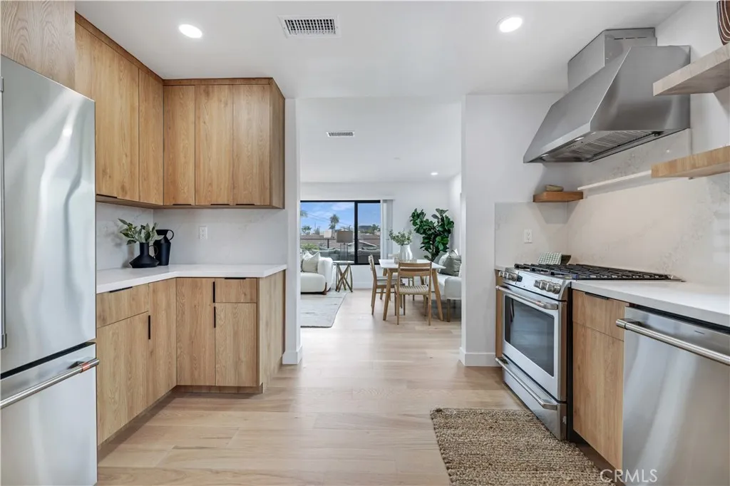 https://cdn.realtyfeed.com/cdn/127/306556306/04f571d8799091a3a2f3a152b6c1c212.webp