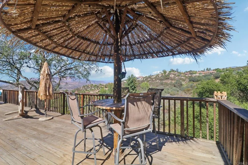 https://cdn.realtyfeed.com/cdn/127/306556390/21d1b8ca0a87683038978f9a32a688b1.webp