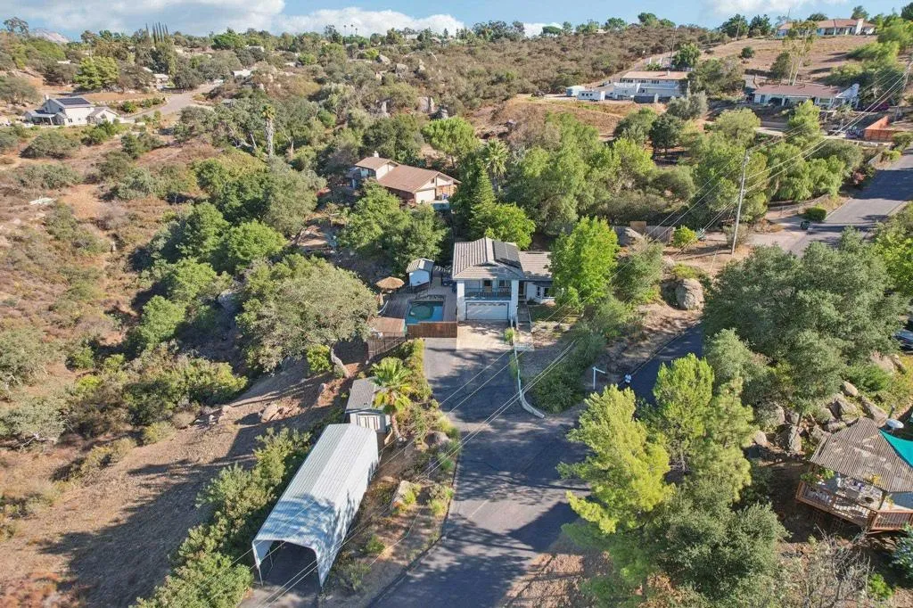 https://cdn.realtyfeed.com/cdn/127/306556390/6171a36a45874d7cb483e4642f1f21b4.webp