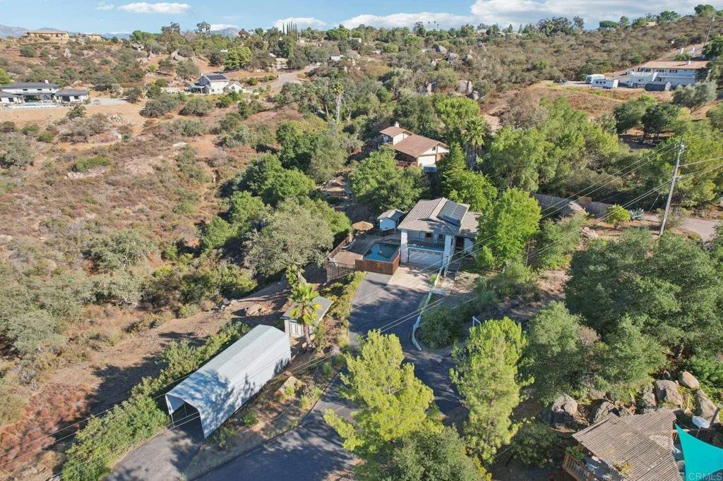 https://cdn.realtyfeed.com/cdn/127/306556390/6ab30e59d2e5cb3634ca3f65bc688047.webp