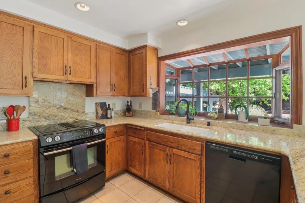 https://cdn.realtyfeed.com/cdn/127/306556390/c90c32f7a127708ec1d7ae3b9c2a8216.webp