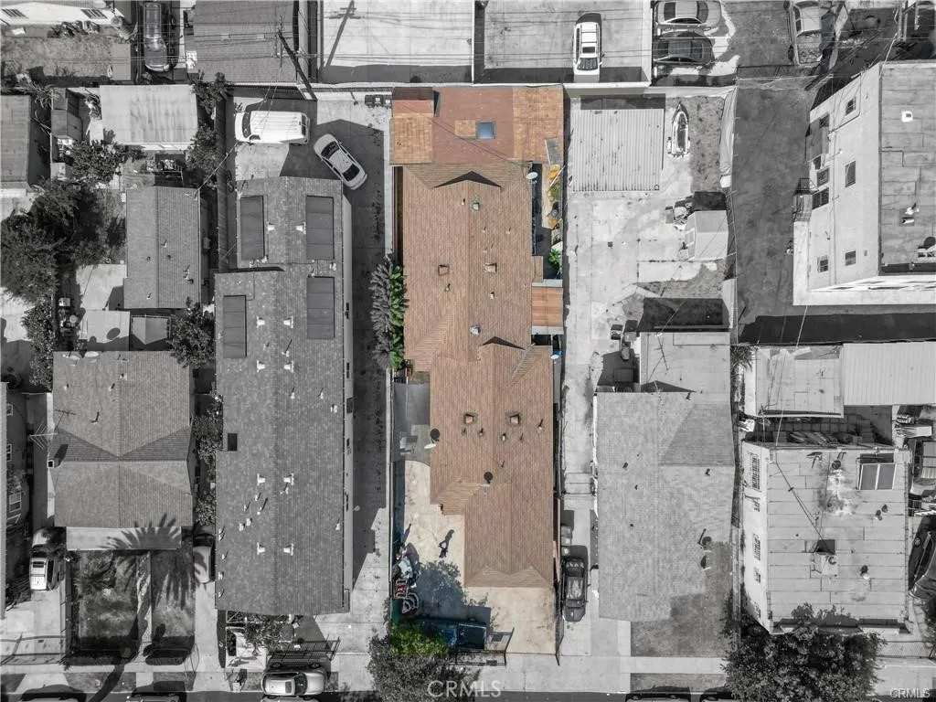 243 E 68th Street, Los Angeles, CA 90003 - Photo 4 of 6, Los Angeles, CA