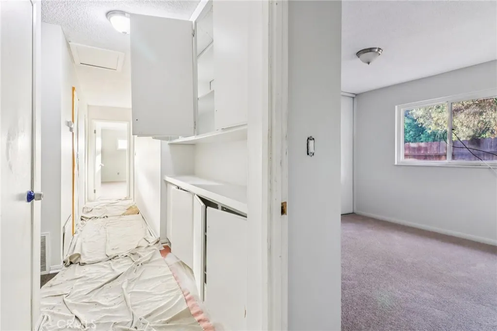 https://cdn.realtyfeed.com/cdn/127/306556487/b9a66a470b7800f684496a5eec80a7a1.webp