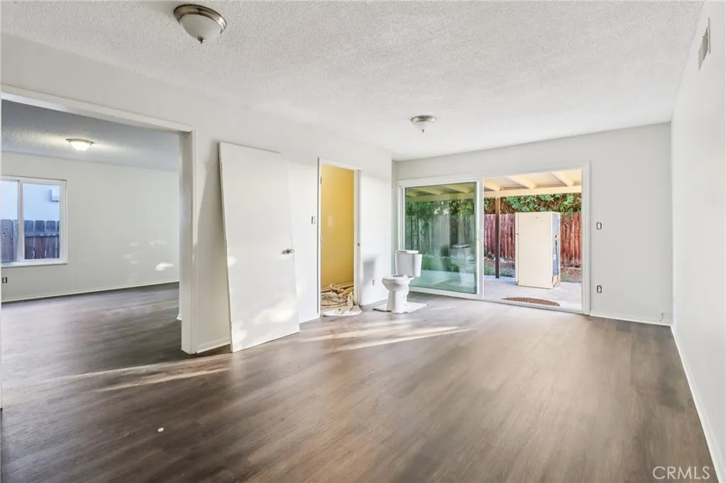https://cdn.realtyfeed.com/cdn/127/306556487/cb6880eb02c72b8c4256624bbba9c9f6.webp