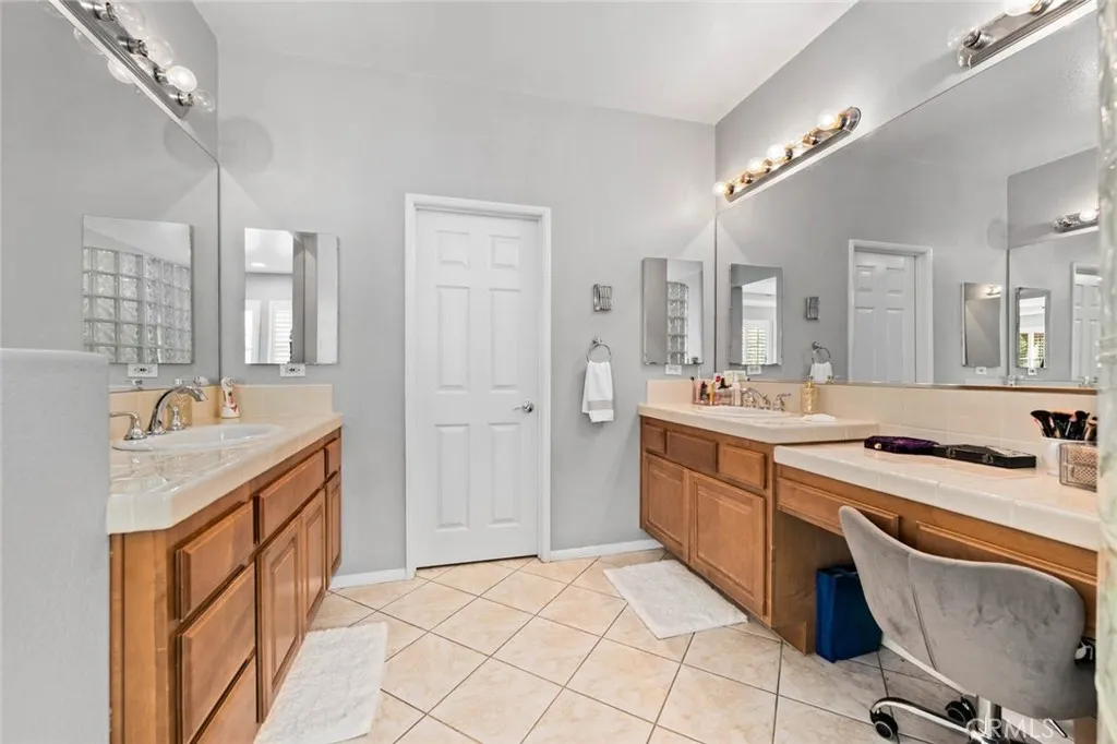 https://cdn.realtyfeed.com/cdn/127/306556493/11d7956c2b68ecd0320b5a92e7ba74a4.webp