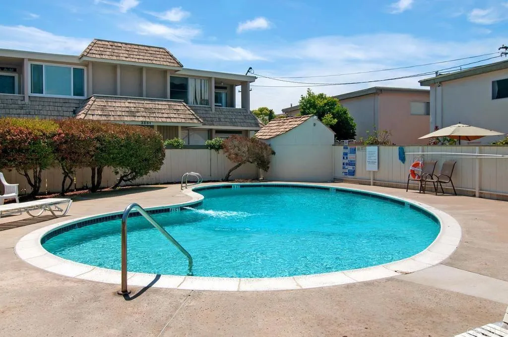 https://cdn.realtyfeed.com/cdn/127/306556523/7fce99cff676fa84b97d216f7b079b8c.webp