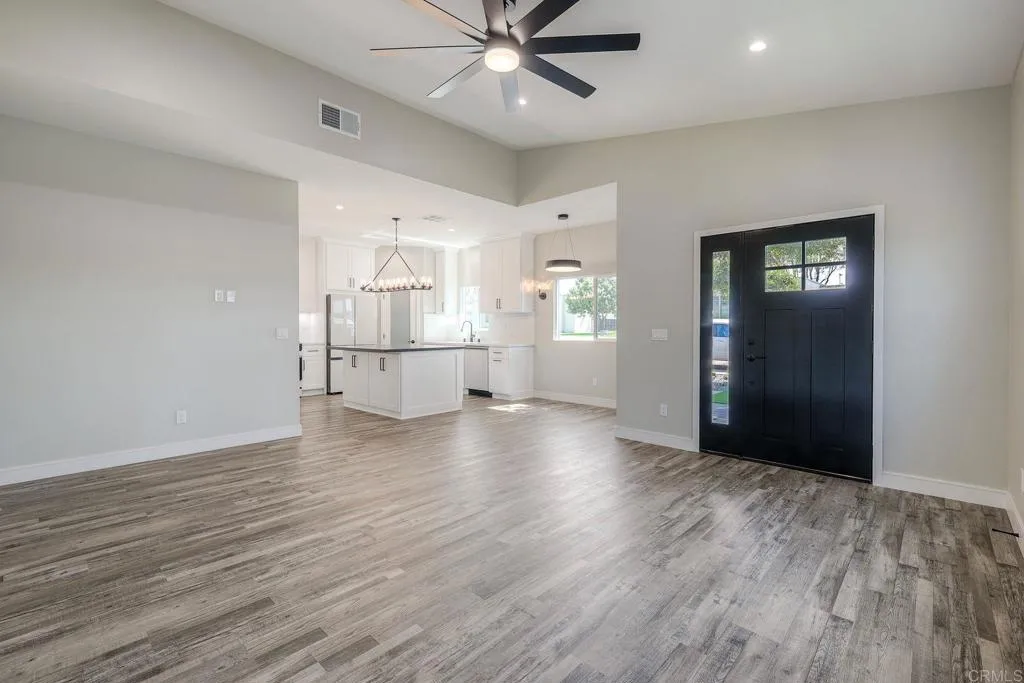 https://cdn.realtyfeed.com/cdn/127/306556524/aac2f0b53804fb1e53c39ea8e7464665.webp