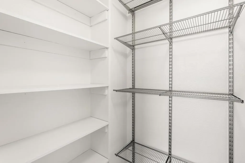 https://cdn.realtyfeed.com/cdn/127/306556539/0c47027f0bd3ae0c3434a553f14d92b5.webp