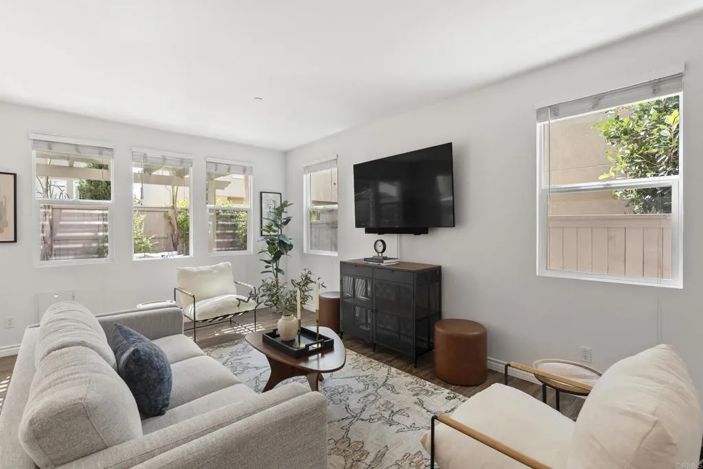 https://cdn.realtyfeed.com/cdn/127/306556539/aa3a5add5b1c62d7f4a009c7e16d5838.webp