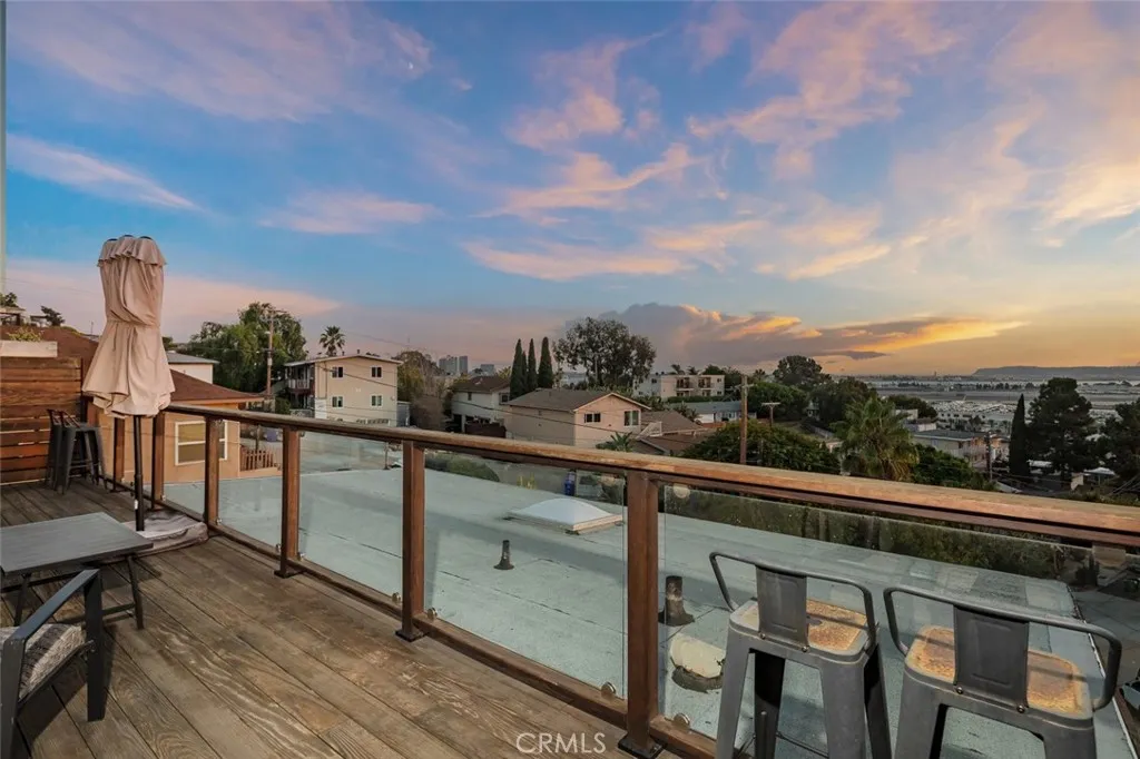 https://cdn.realtyfeed.com/cdn/127/306556586/d32eb6c120f7b13cd05e4c3e36ab050e.webp