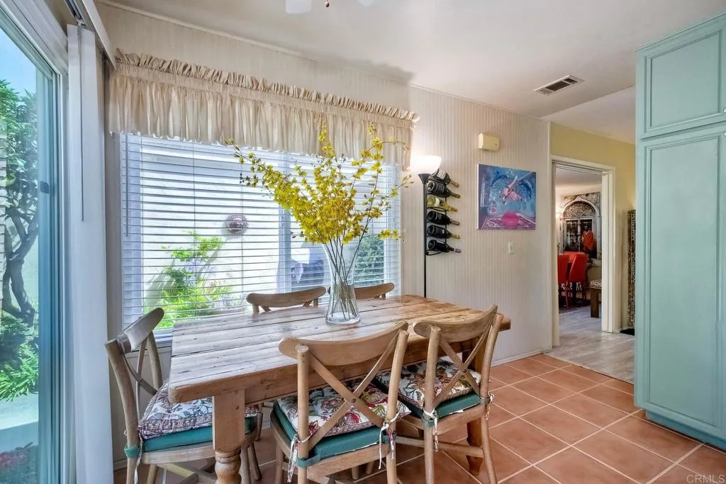 https://cdn.realtyfeed.com/cdn/127/306556603/101a8f473446218b6d90b1bbcfae312f.webp