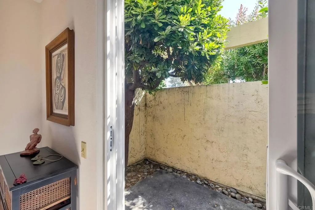 https://cdn.realtyfeed.com/cdn/127/306556603/4985f7c436f6c0b6873d2f84b60d48fc.webp