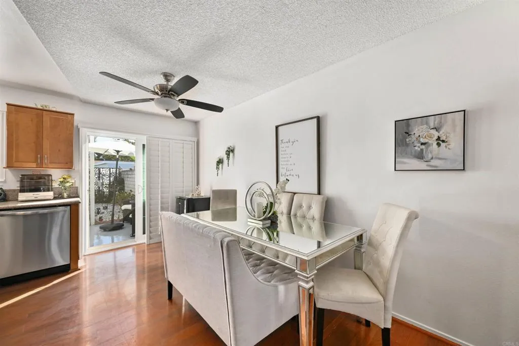 https://cdn.realtyfeed.com/cdn/127/306556611/a8ffa004abac065ece230cf616af972f.webp