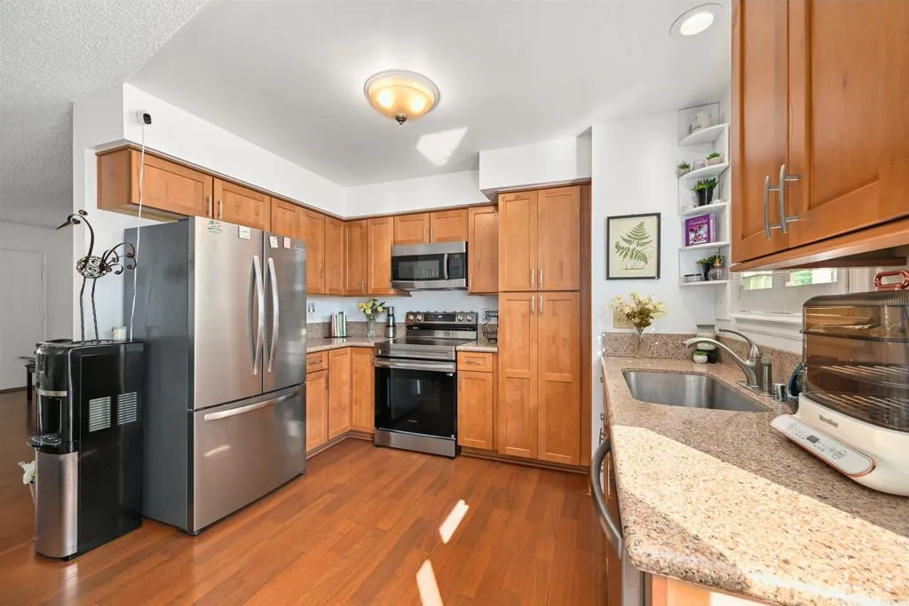 https://cdn.realtyfeed.com/cdn/127/306556611/f0f171d7ce55a62c5cc07e77e0398ba2.webp