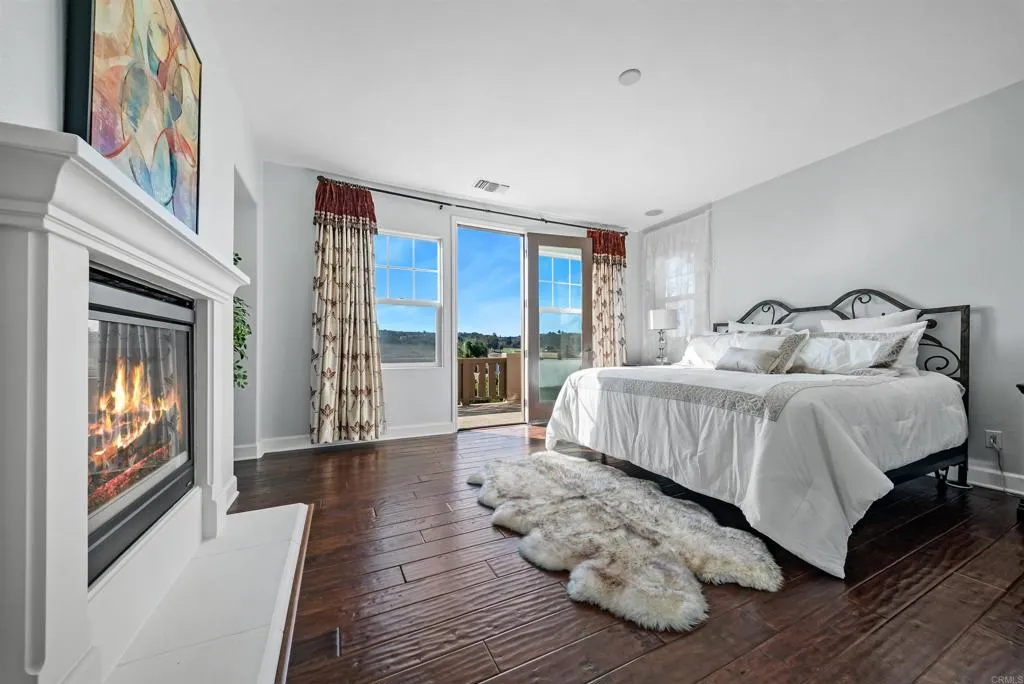 https://cdn.realtyfeed.com/cdn/127/306556694/c7d8258a25ead63767bd3f6fcdd93953.webp