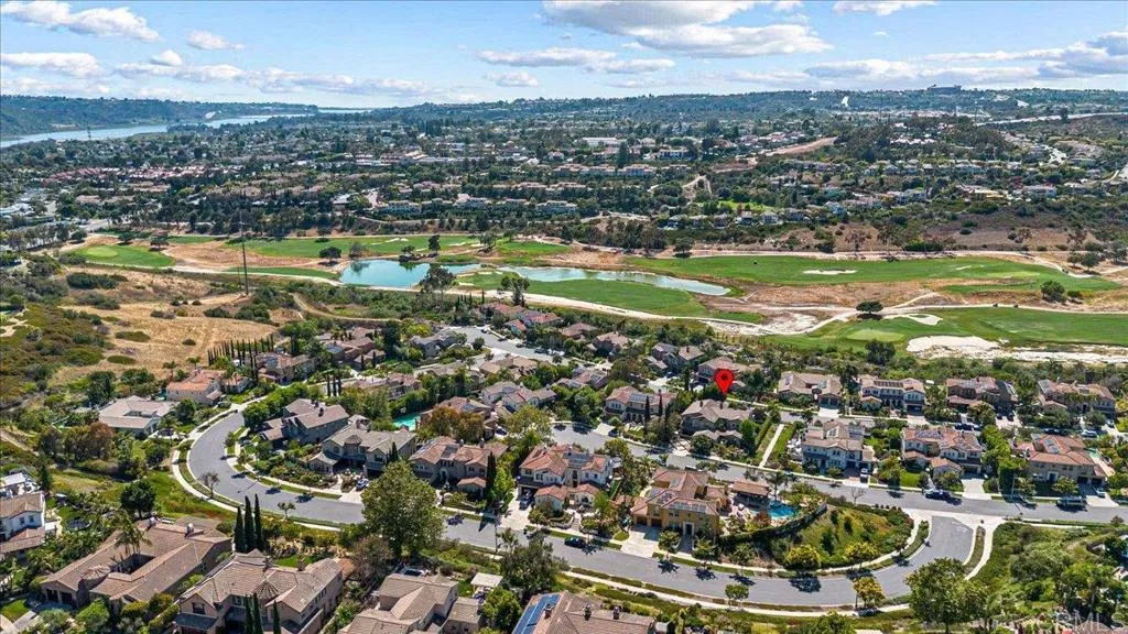 https://cdn.realtyfeed.com/cdn/127/306556694/ebb4e59743f8d1db27b1e114c9dd36cb.webp
