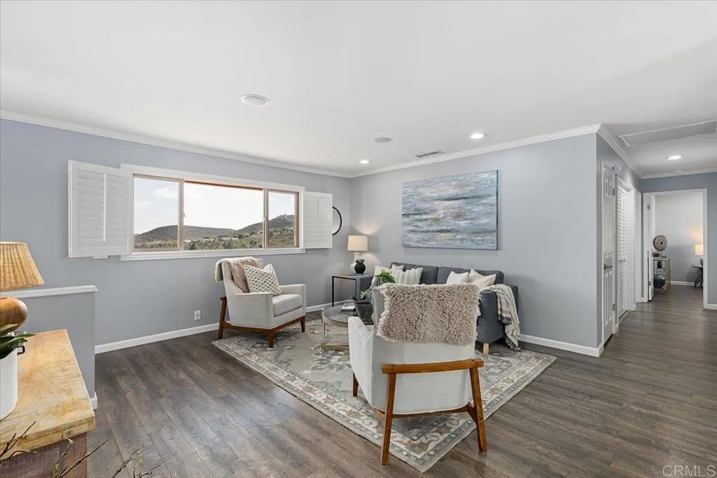 https://cdn.realtyfeed.com/cdn/127/306556703/884306f713237209819fc1c3570621bf.webp