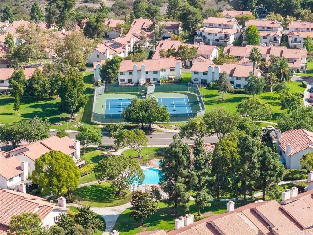 https://cdn.realtyfeed.com/cdn/127/306556703/c9c69843828f1d38057d852b0e7348b3.webp