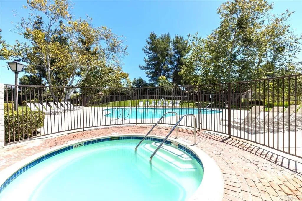 https://cdn.realtyfeed.com/cdn/127/306556703/d6b3e5ab7af3b9811e2641c946038cb7.webp