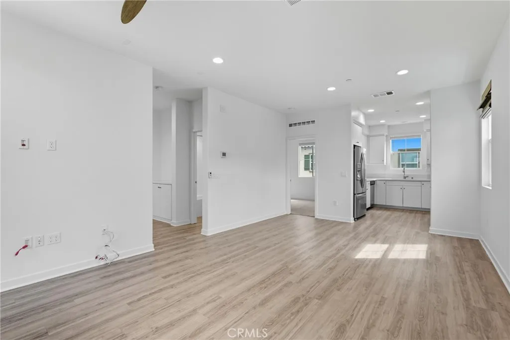 https://cdn.realtyfeed.com/cdn/127/306556748/1263a40d53c9e7013d587d48292fd5fa.webp
