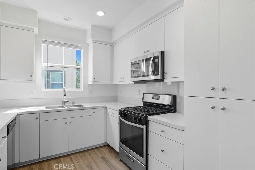 https://cdn.realtyfeed.com/cdn/127/306556748/1627cae38e53ae42bde65439719c0fa3.webp