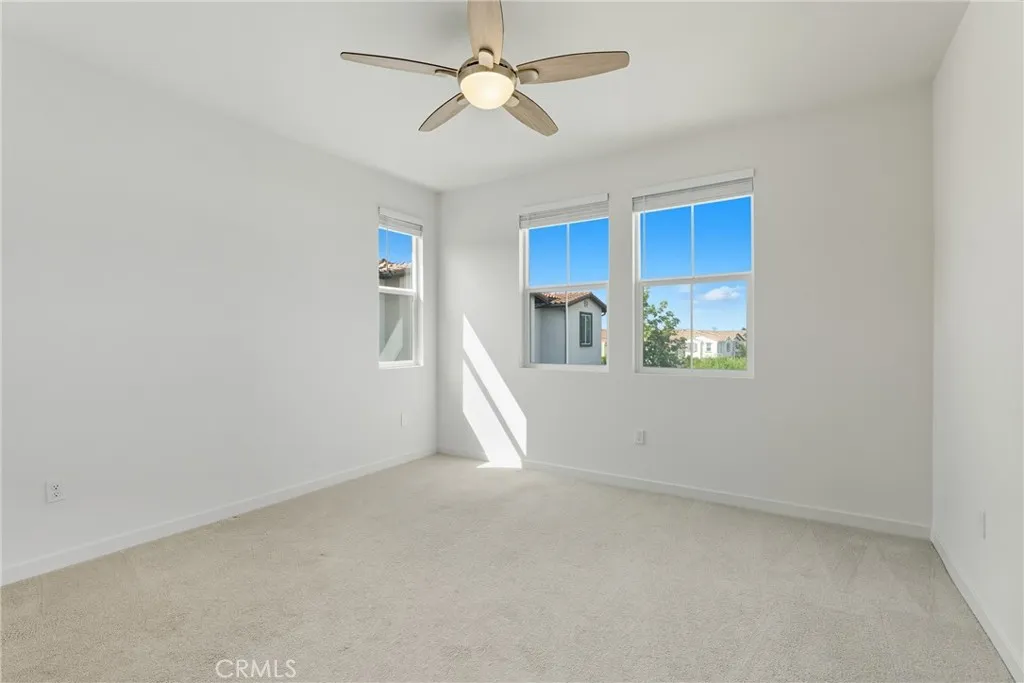 https://cdn.realtyfeed.com/cdn/127/306556748/2cd5733a7213e374fc2aa884c485eac3.webp