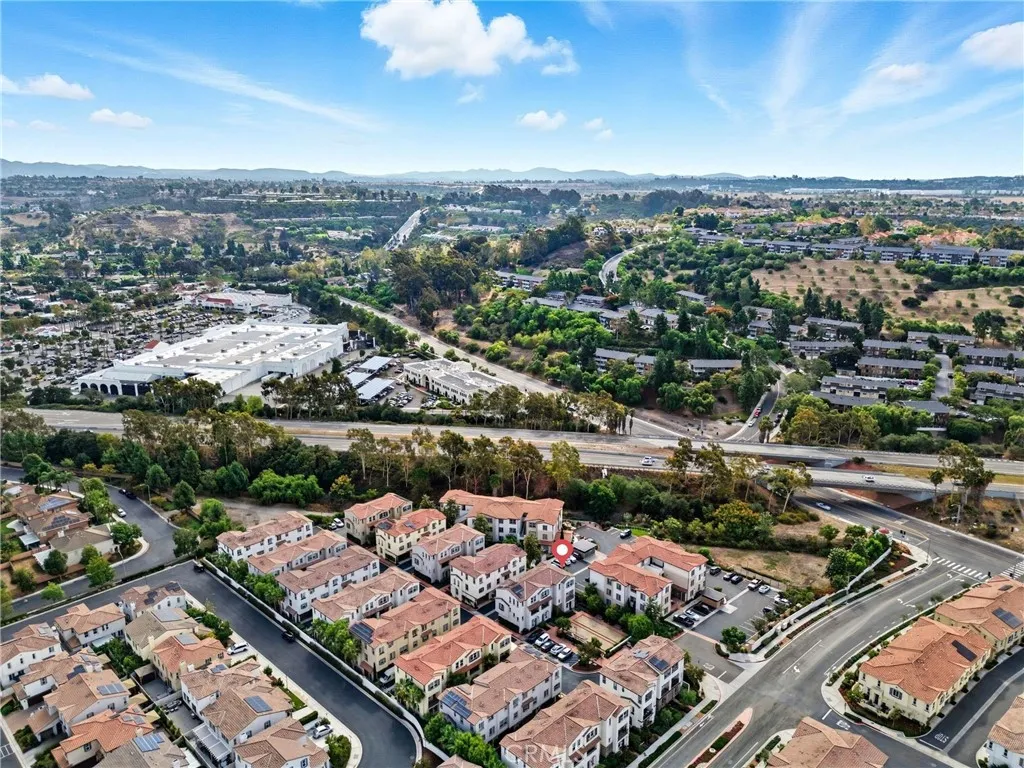 https://cdn.realtyfeed.com/cdn/127/306556748/f07a0ae28cac55236d900b35a8fc61bf.webp