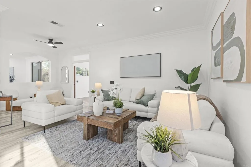 https://cdn.realtyfeed.com/cdn/127/306556764/d13f0e54c1b74e60c1451a8bb4367d6d.webp