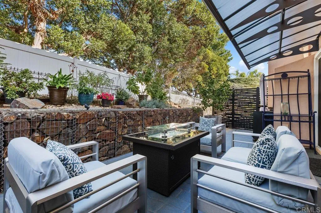 Photo #32: NDP2509533 Listing: Photo #32