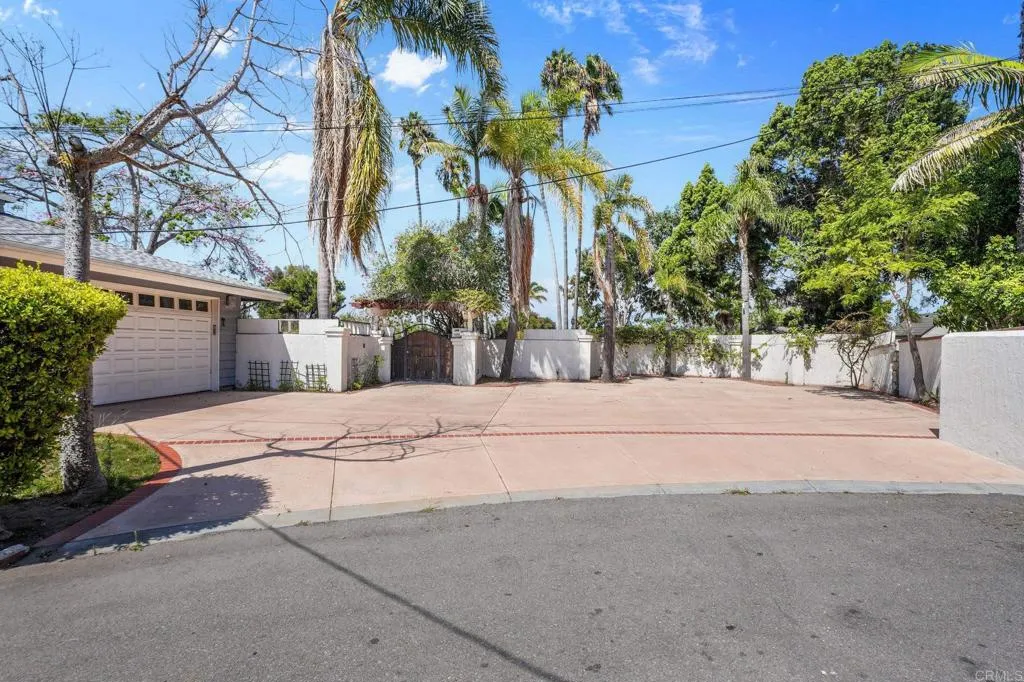 https://cdn.realtyfeed.com/cdn/127/306556814/2340efbe9df8ff92cf7417c4693a1bd1.webp