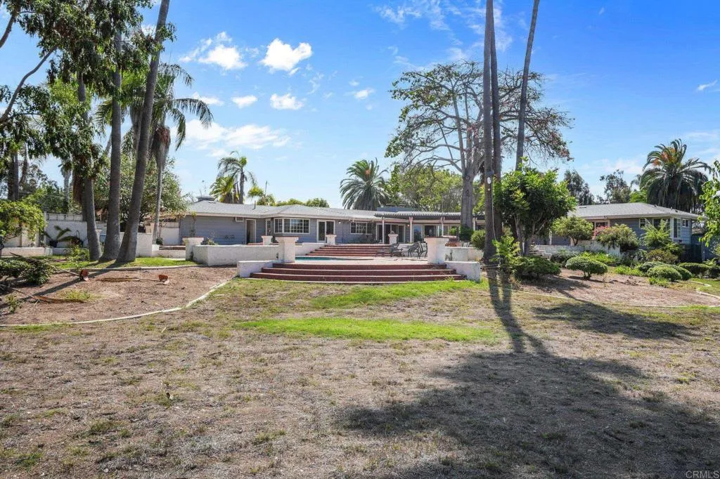 https://cdn.realtyfeed.com/cdn/127/306556814/2fbe539c23f031525d8e9cb79a1e904d.webp